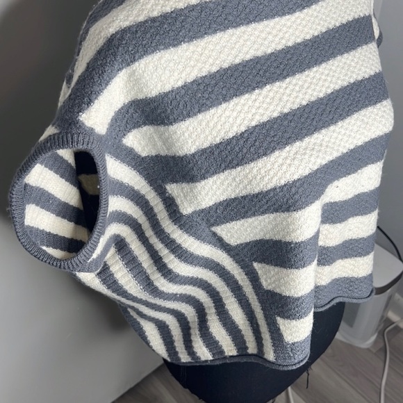 Free People Dolman Cap Sleeve Boxy Knit, Sweater - Grey/White XS - Picture 4 of 4